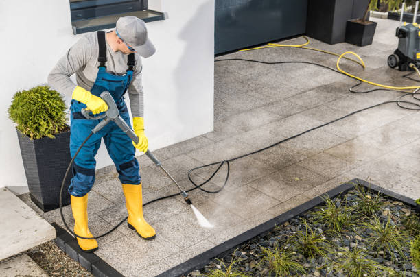 Best Concrete Pressure Washing  in Lehigh Acres, FL